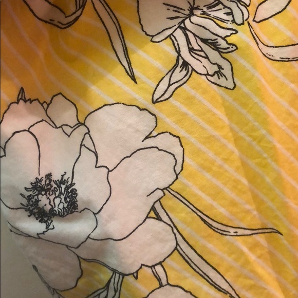 Floral crop top - Picture 4 of 4